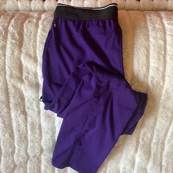 Greys Anatomy Scrub Pants - Picture 2 of 5